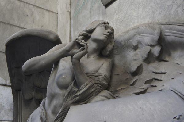 Dolore al seno: strategie terapeutiche. Linee guida della Mayo Clinic